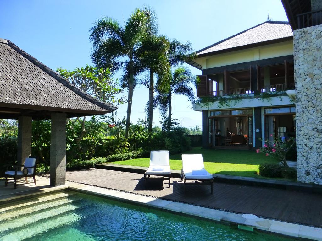 Villa Kawan Tanah Lot Rum bild